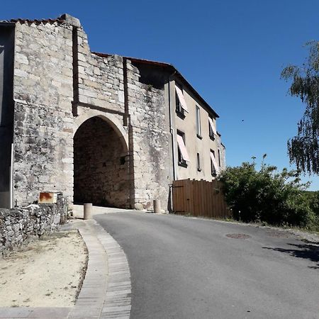 Maison De Vacances Chateaumur Eksteriør bilde